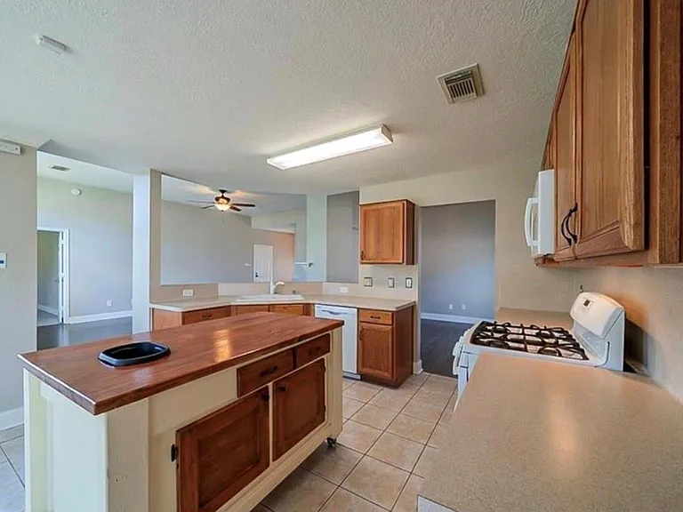 3015 Peerless Pass Ct — Photo 7