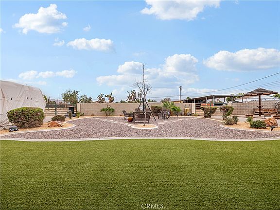 3rd image of 13991 Jicarilla Rd