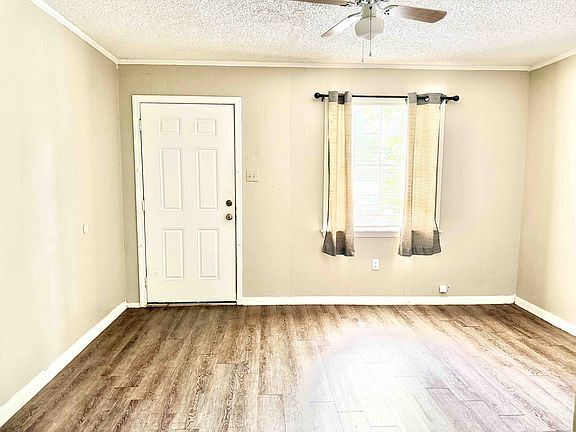 4th image of 2030 Colorado St