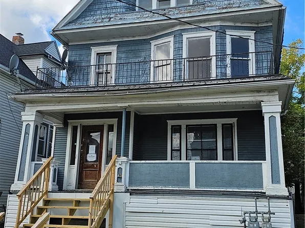 42 Edson St, Buffalo, NY 14210
