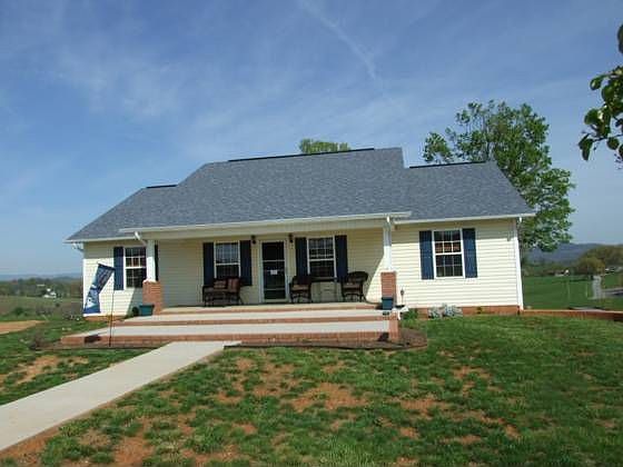 1st image of 2588 Plantation Dr