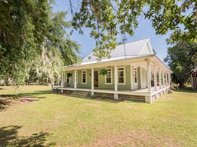 281 Swinney Ln, Midway, GA, 31320