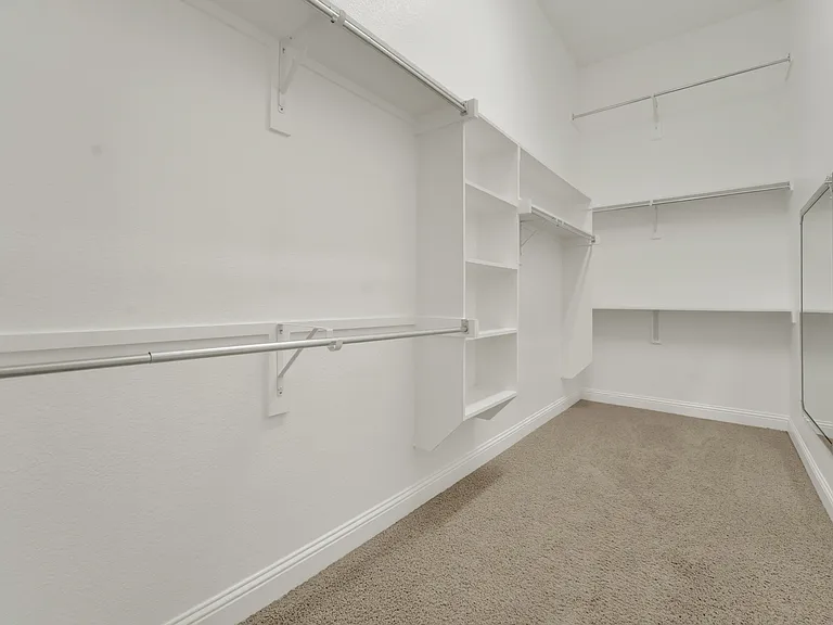 444 Wildwood Dr — Photo 16