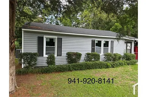 5738 Sterling Pl Photo 1