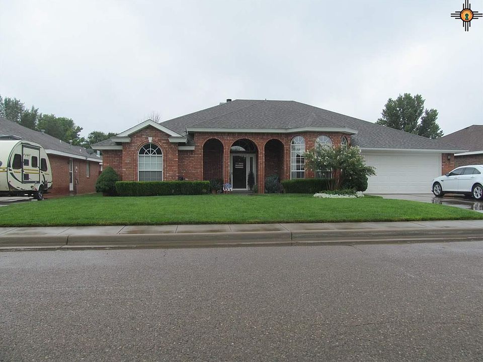 1st image of 2613 Putnam Dr