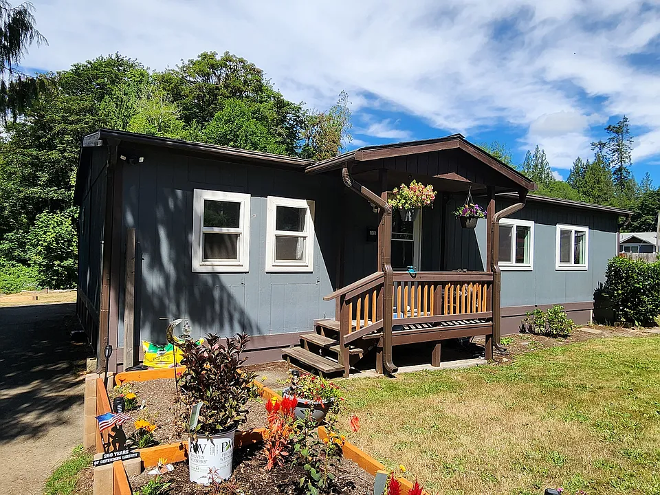 1041 NE Old Belfair Hwy