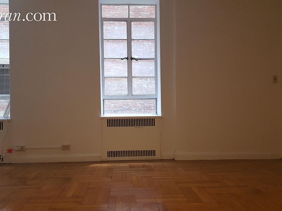 2nd image of 160 E 89th St APT 1C