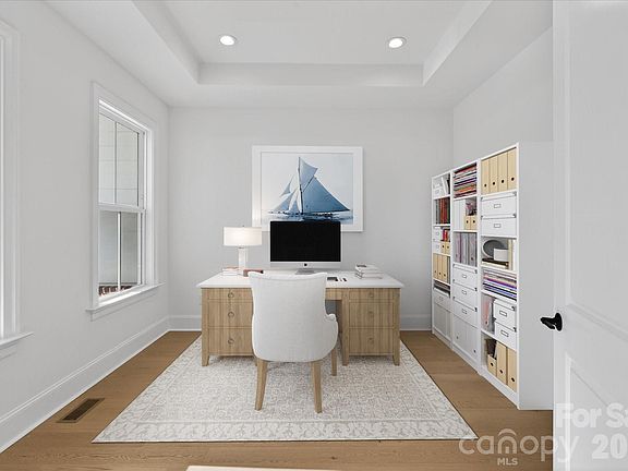 4th image of 1023 Detweiler Rd