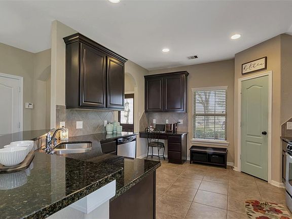 5th image of 2922 Boulder Bend Ln