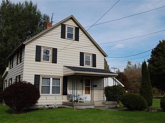 2nd image of 82 Huntington St