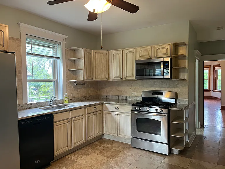 8037 Floral Ave #2 — Photo 16