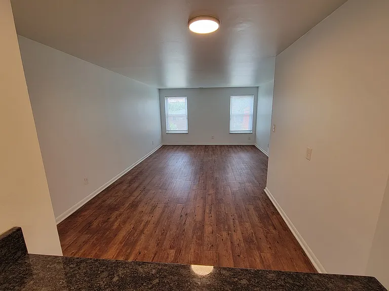 1660 N 4th St #1B — Photo 9