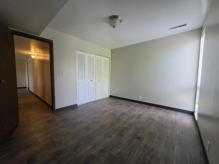 587 S Elizabeth St #308 — Photo 11