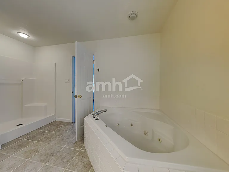 2907 Porchswing Rd — Photo 14