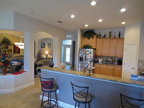 5th image of 592 Chestwood Chase Dr