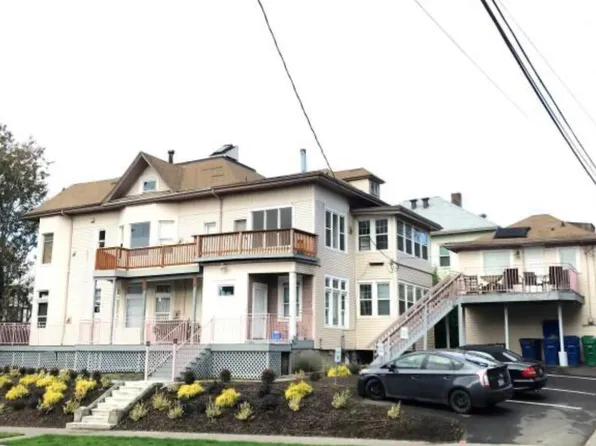 104 14th Ave E APT G, Seattle, WA 98112