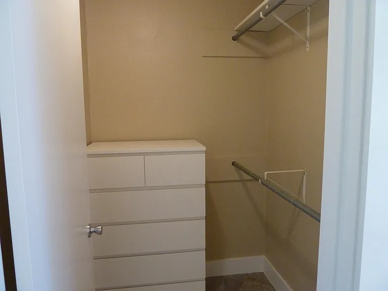 6802 La Salle Dr — Photo 21