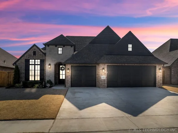 2825 E Olympia St, Broken Arrow, OK 74014