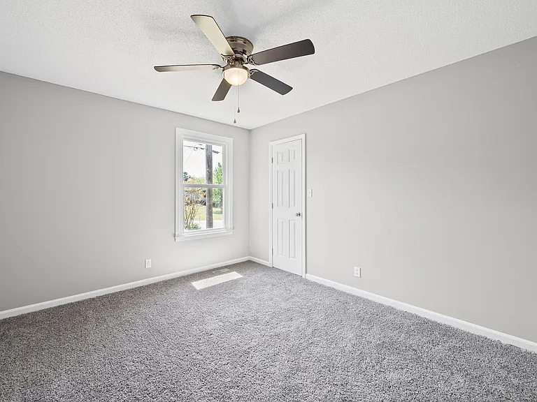 931 Poppy Dr — Photo 25