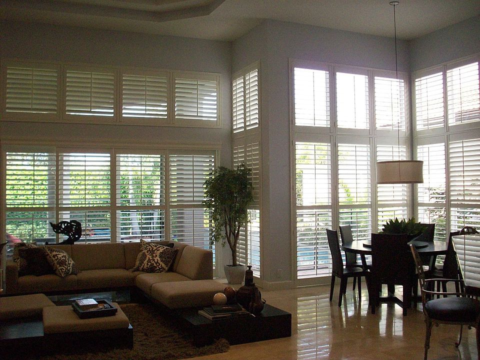 Family Room and Breakfast Area