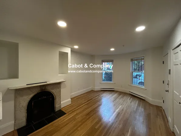 24 Yarmouth St APT 2, Boston, MA 02116