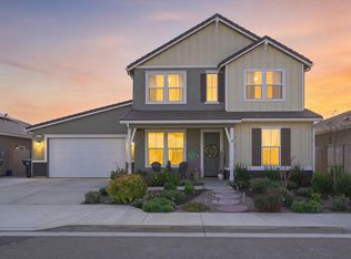 2827 Sand Hills Avenue, Tulare, CA 93274