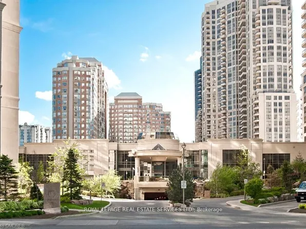3888 Duke Of York Blvd, Mississauga, ON