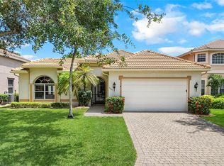 4333 Mistlethrush Ln, Naples, FL 34119