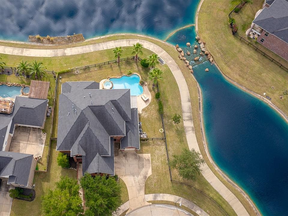 1st image of 3806 Bell Hollow Ln