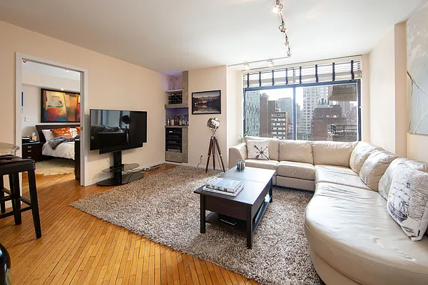 Rented by Owner | media 2