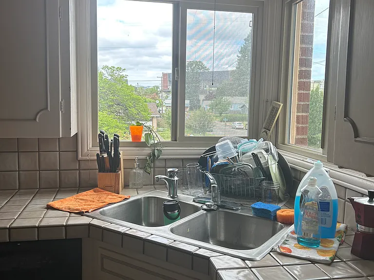2900 SW Morris Ave — Photo 8