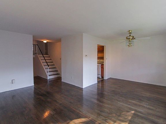 2nd image of 15632 80th St APT 1