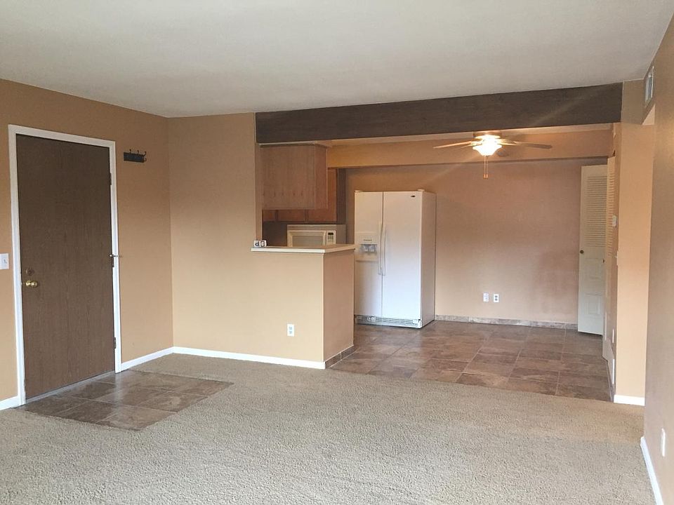 2nd image of 341 Wright St APT 106