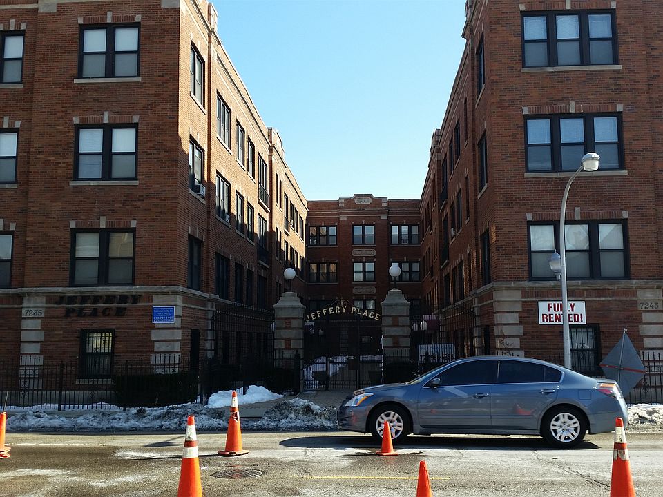 1st image of 7239 S Jeffery Blvd APT 3B