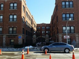 7239 S Jeffery Blvd APT 3B, Chicago, IL 60649