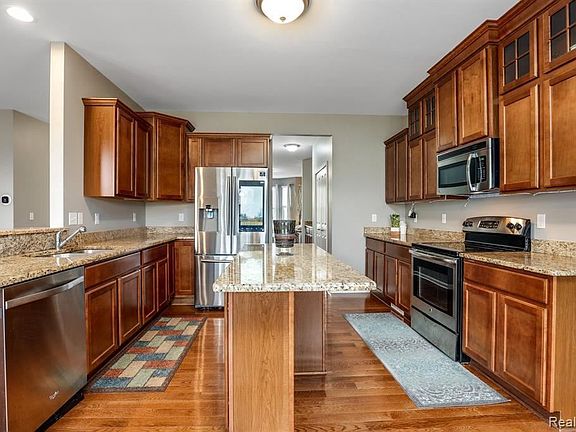 4th image of 454 Prospect Hill St #67