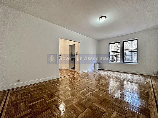 1st image of 44 Bennett Ave #5R