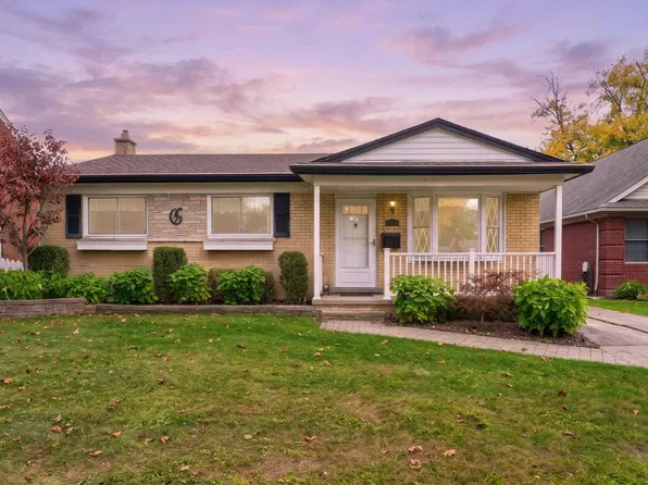 22014 Saint Gertrude St, Saint Clair Shores, MI 48081