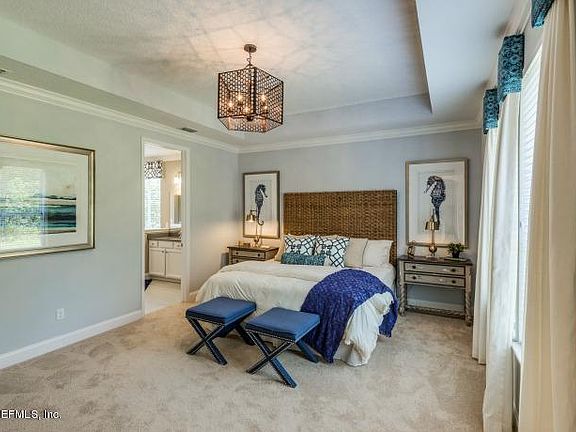 5th image of 592 Glorieta Dr