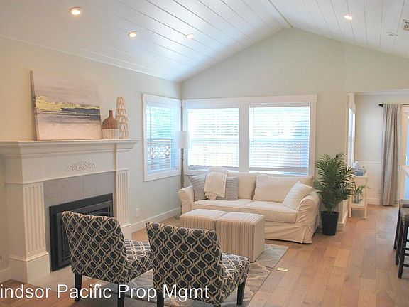 3rd image of 1583 Almond Ct