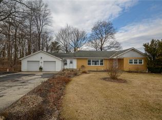 175 Moorestown Dr, Bath, PA 18014