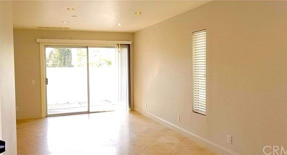 4th image of 44 Birchwood Ln