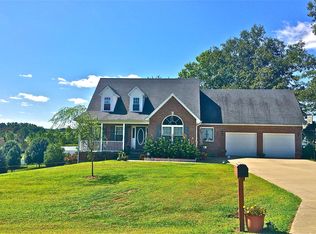 62 Badger Ct, Vine Grove, KY 40175