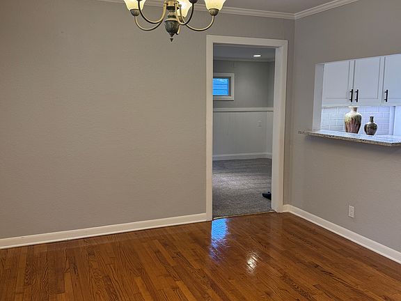 5th image of 3841 W Spurgeon St