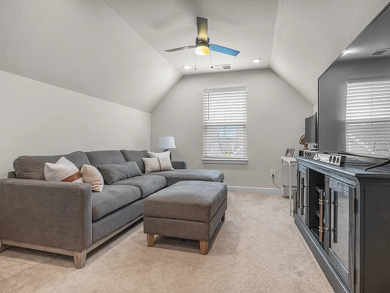 245 Riley Way — Photo 28
