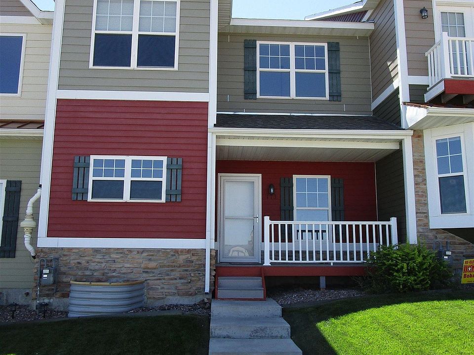 1st image of 173 Commerce Dr