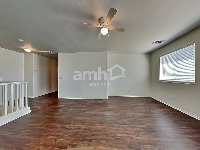 6727 W Desert Ln — Photo 8