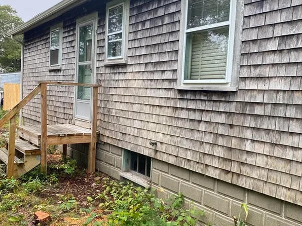 9 Wedgewood Pl, Wareham, MA 02571