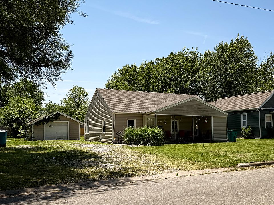 1st image of 1716 W Thoman Street