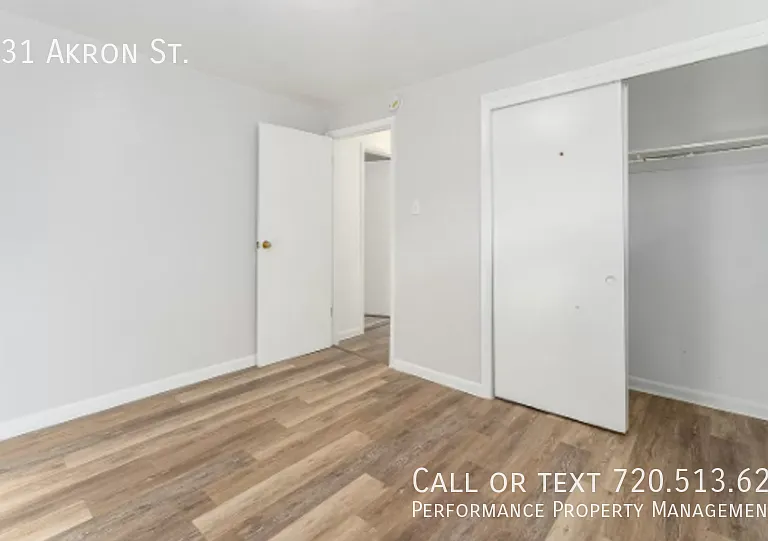 1231 Akron St — Photo 14